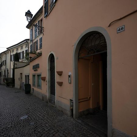 46 Santa Marta Apartment Lecco Luaran gambar