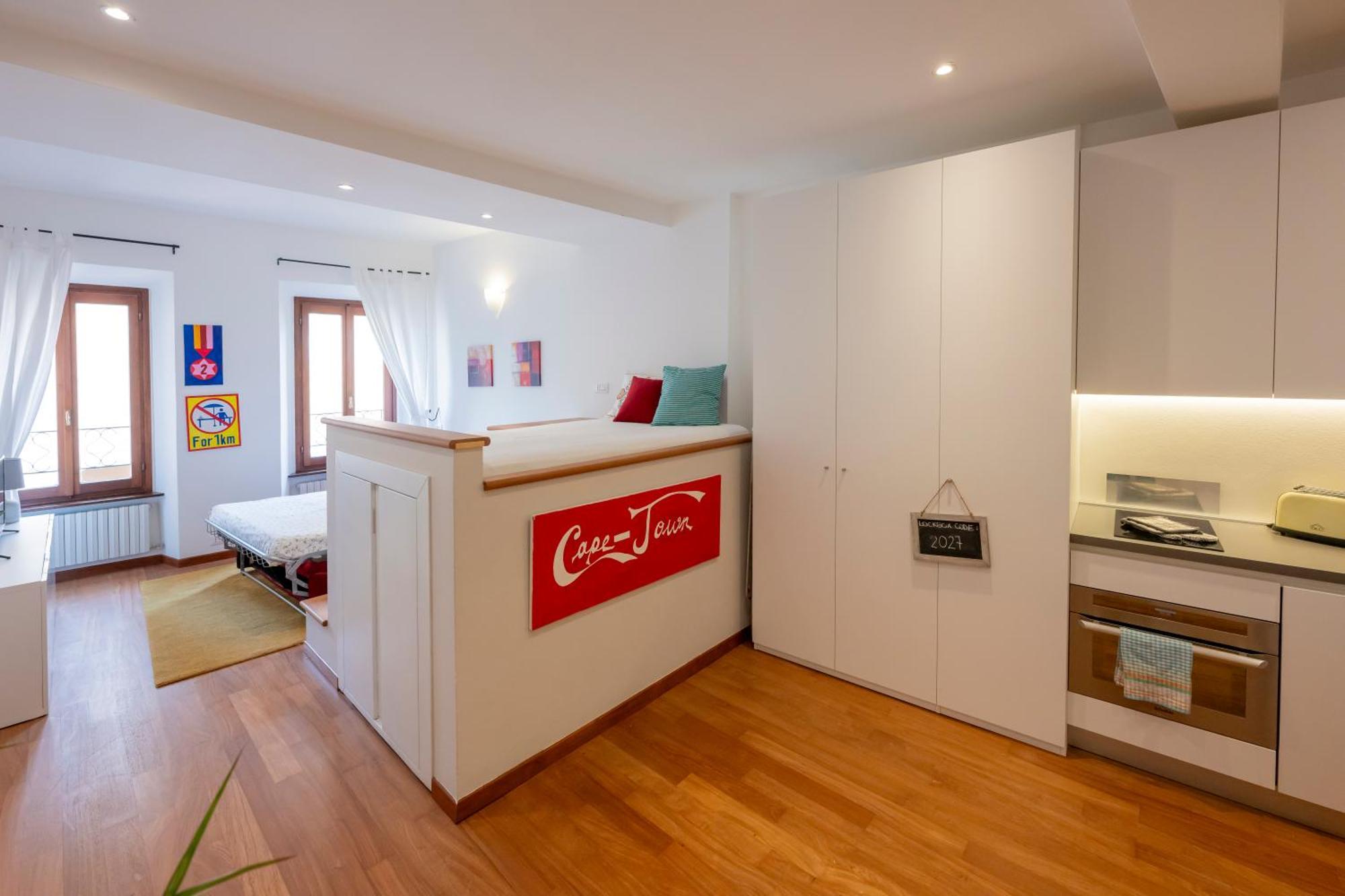 46 Santa Marta Apartment Lecco Luaran gambar