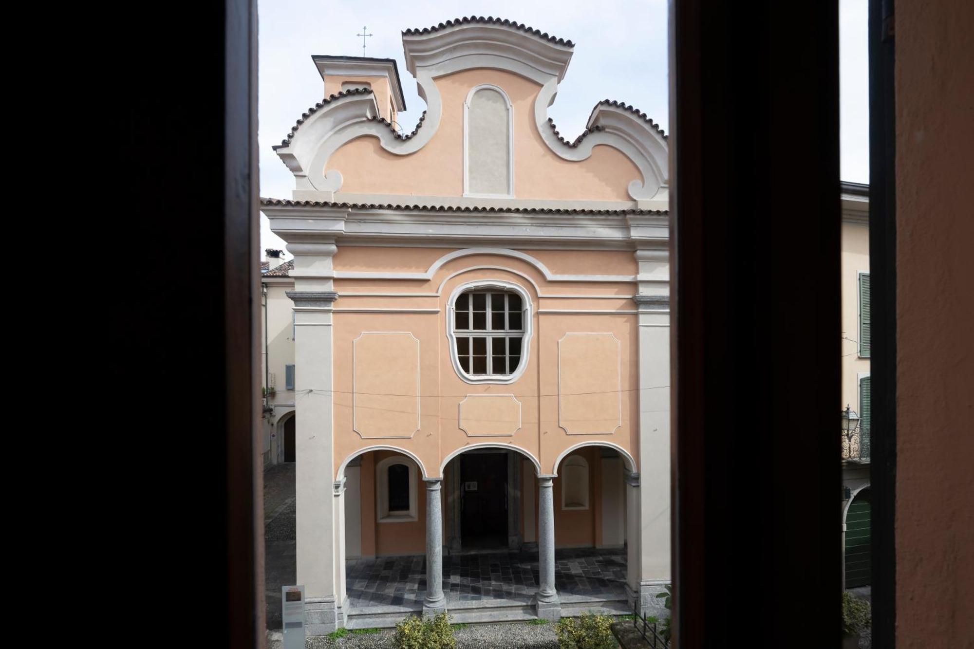 46 Santa Marta Apartment Lecco Luaran gambar