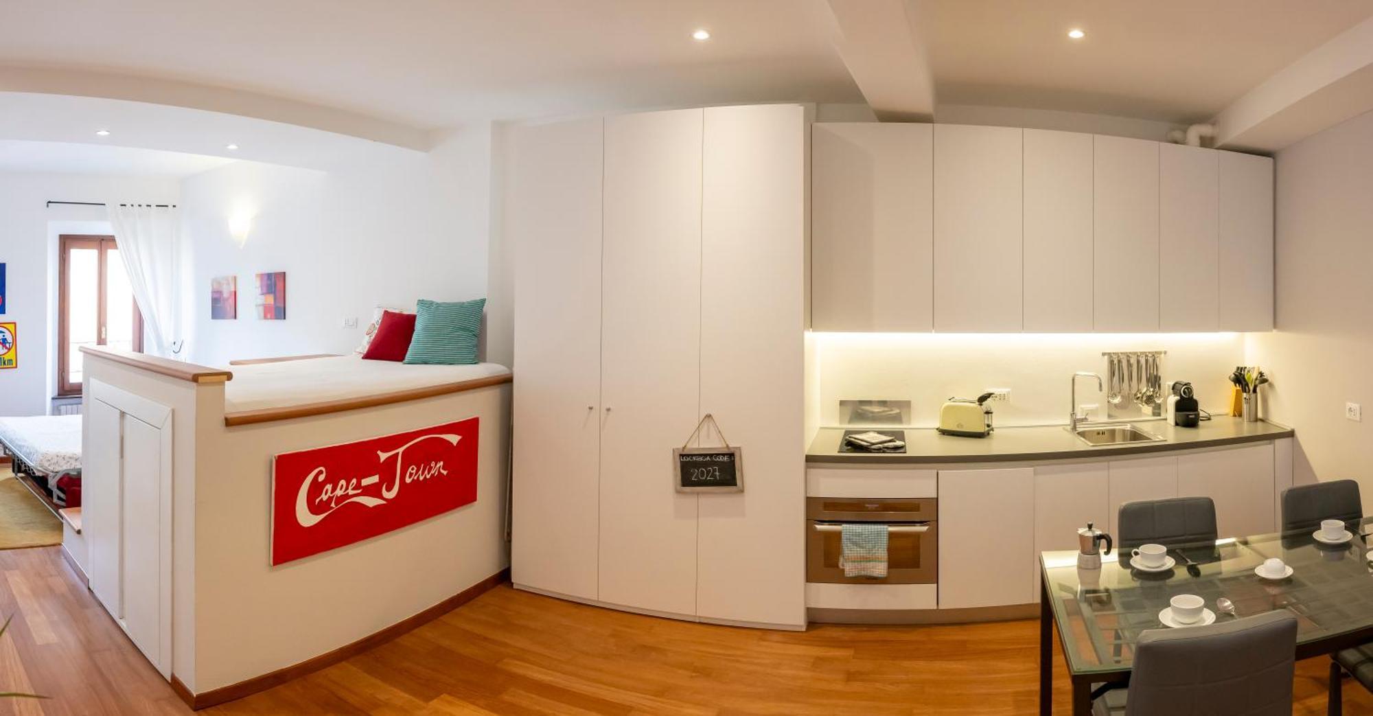 46 Santa Marta Apartment Lecco Luaran gambar